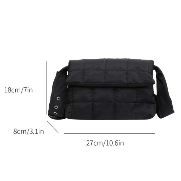 Minimalist Quilted Detail Flap Square Bag - Picture 5 of 6